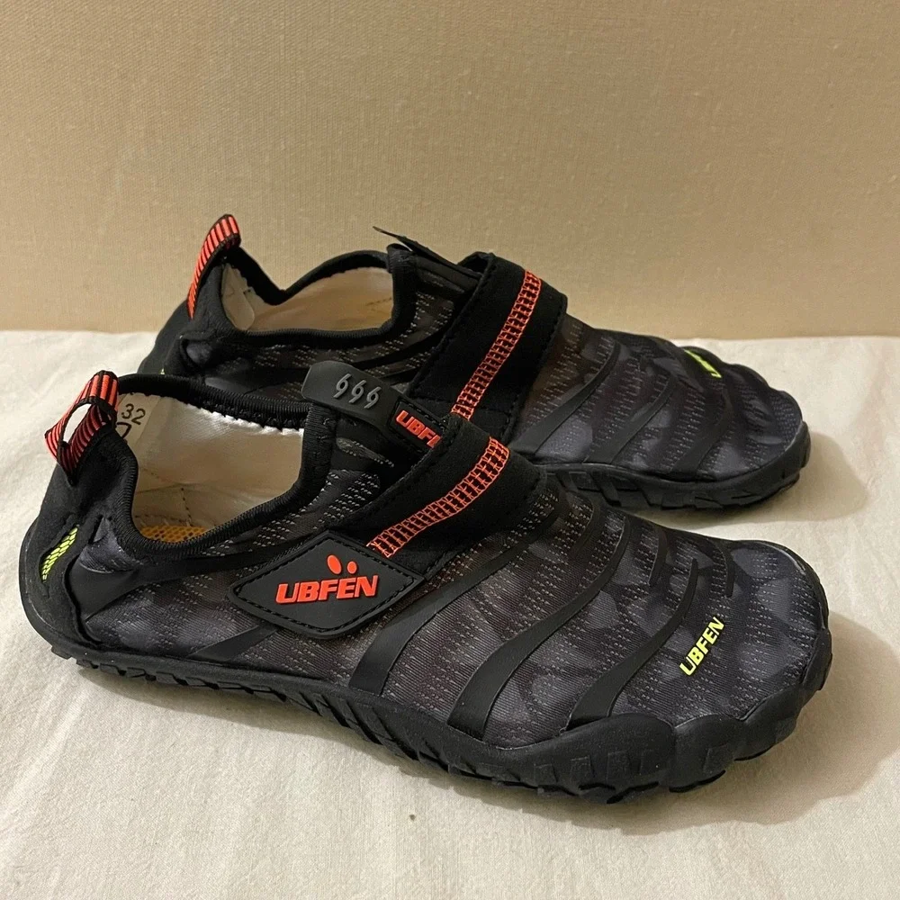 NEW Kids Size 32 Barefoot Water Shoes Black Camo Quick Dry Aqua Shoes UBFEN